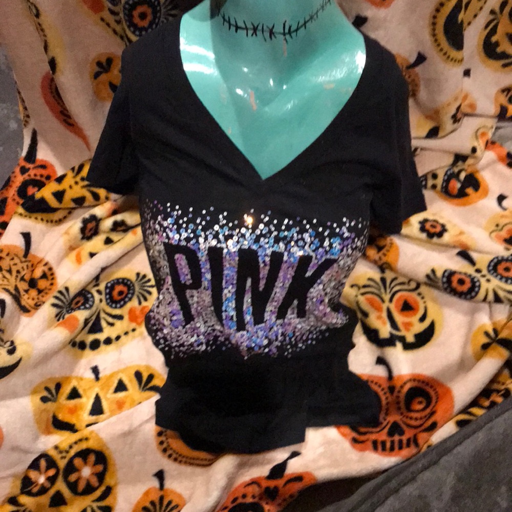Pink neck top tee Sequins